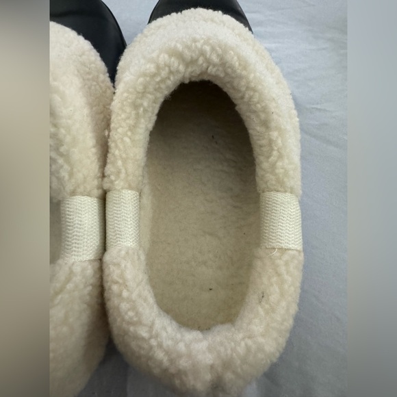 HUNTER Play Sherpa Insulated Mule Clogs Comfy Cozy Fall Sz 6 Black & Cream EUC - Picture 8 of 11